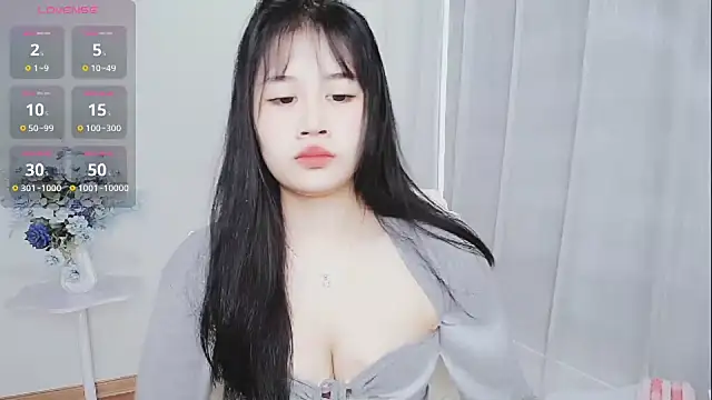 -Rose-Lucky- online show from 1, 11, 2025