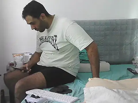 Snapshot of morenocabro10 chatting on 21, 4, 2026 morenocabro10 online show from 21, 4, 2026