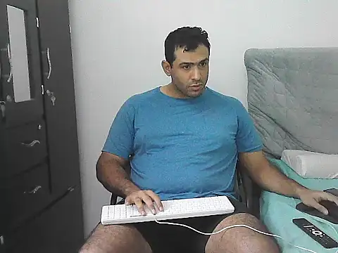 Snapshot of morenocabro10 chatting on 23, 4, 2026 morenocabro10 online show from 23, 4, 2026