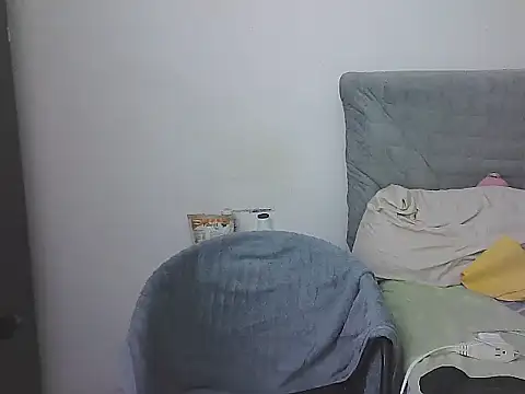 Snapshot of morenocabro10 chatting on 6, 5, 2026 morenocabro10 online show from 6, 5, 2026