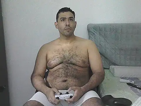 Snapshot of morenocabro10 chatting on 18, 5, 2026 morenocabro10 online show from 18, 5, 2026