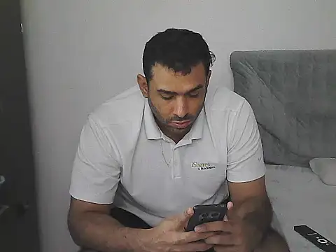 Snapshot of morenocabro10 chatting on 31, 5, 2026 morenocabro10 online show from 31, 5, 2026
