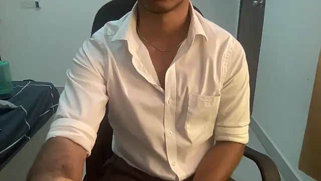 Snapshot of Hotmaskedboi chatting on 12, 9, 2025 Hotmaskedboi online show from 12, 9, 2025