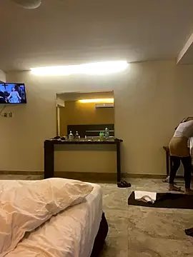 mazerhot online show from 13, 9, 2025