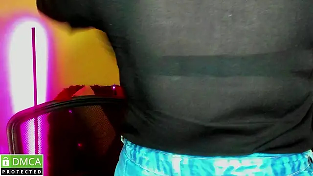 Alicia love00 online show from 9, 3, 2026