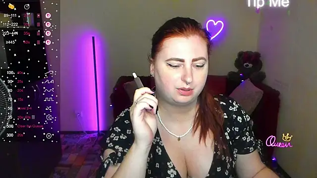 Snapshot of Alicia_love00 chatting on 24, 6, 2026 Alicia love00 online show from 24, 6, 2026