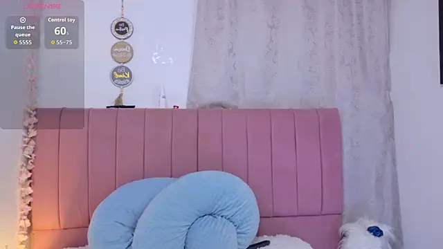 Snapshot of sukilove18 chatting on 17, 1, 2026 sukilove18 online show from 17, 1, 2026