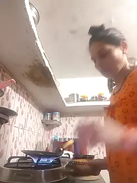 ISHANI-SINGH online show from 12, 2, 2026