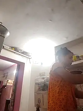 ISHANI-SINGH online show from 8, 4, 2026