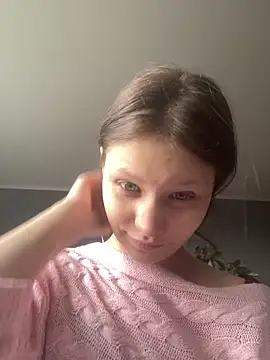 Snapshot of Lunliss chatting on 16, 11, 2025 Lunliss online show from 16, 11, 2025