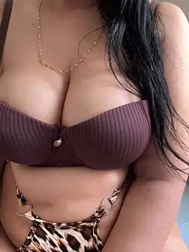 Snapshot of miss_nada55 chatting on 10, 8, 2026 miss nada55 online show from 10, 8, 2026