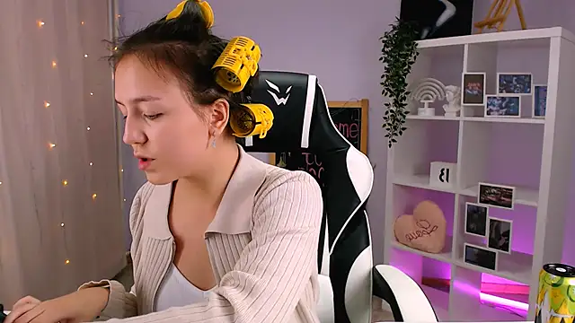 CindySparkl online show from 17, 9, 2025