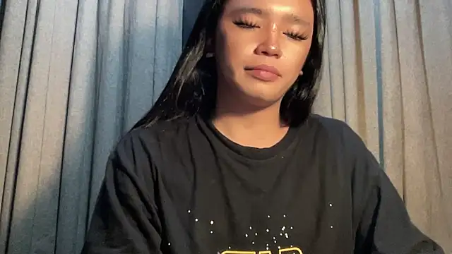 Snapshot of Claudia_Johnson chatting on 10, 9, 2025 Claudia Johnson online show from 10, 9, 2025