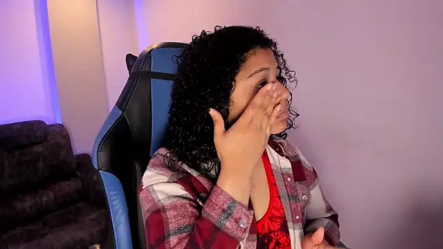 Dakota Mars online show from 4, 10, 2025