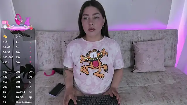 Snapshot of missweetpeach chatting on 24, 6, 2026 missweetpeach online show from 24, 6, 2026