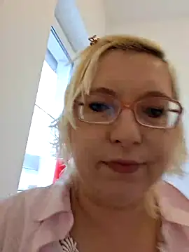 VikaKing online show from 14, 12, 2025