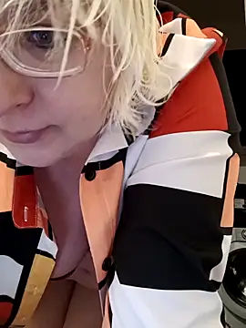 VikaKing online show from 16, 12, 2025