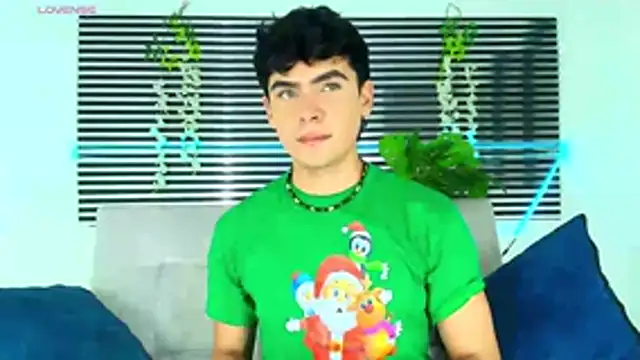 CamiiGuzmanX online show from 18, 12, 2025