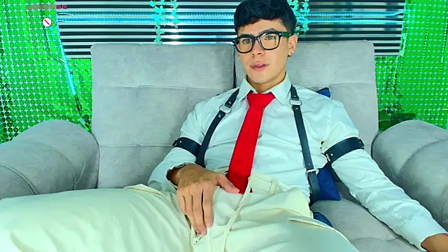 CamiiGuzmanX online show from 27, 3, 2026