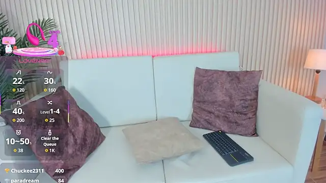 Tania 77  online show from 8, 10, 2025