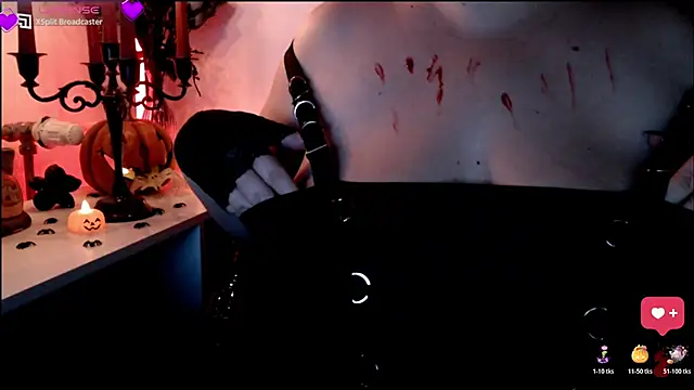 Snapshot of Curvy_Mommy chatting on 24, 10, 2025 Curvy Mommy online show from 24, 10, 2025