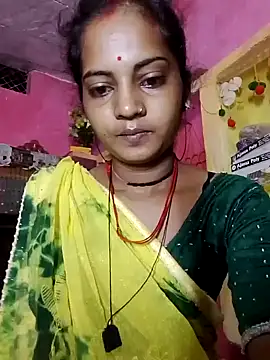 Snapshot of Hot_bbbb chatting on 11, 9, 2025 Hot bbbb online show from 11, 9, 2025