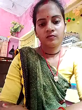 Snapshot of Hot_bbbb chatting on 2, 10, 2025 Hot bbbb online show from 2, 10, 2025