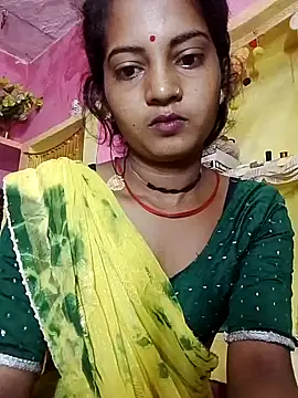 Snapshot of Hot_bbbb chatting on 3, 10, 2025 Hot bbbb online show from 3, 10, 2025