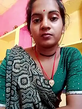 Snapshot of Hot_bbbb chatting on 11, 10, 2025 Hot bbbb online show from 11, 10, 2025