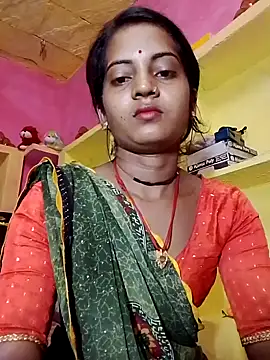 Snapshot of Hot_bbbb chatting on 14, 10, 2025 Hot bbbb online show from 14, 10, 2025