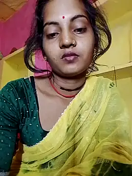 Snapshot of Hot_bbbb chatting on 17, 10, 2025 Hot bbbb online show from 17, 10, 2025