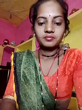 Snapshot of Hot_bbbb chatting on 22, 10, 2025 Hot bbbb online show from 22, 10, 2025