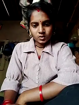 Snapshot of Hot_bbbb chatting on 10, 11, 2025 Hot bbbb online show from 10, 11, 2025