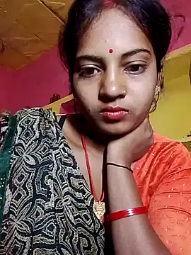 Snapshot of Hot_bbbb chatting on 24, 11, 2025 Hot bbbb online show from 24, 11, 2025