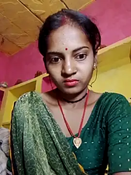 Snapshot of Hot_bbbb chatting on 25, 11, 2025 Hot bbbb online show from 25, 11, 2025