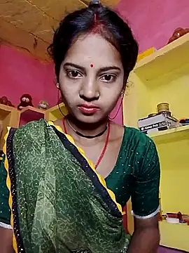 Snapshot of Hot_bbbb chatting on 27, 11, 2025 Hot bbbb online show from 27, 11, 2025