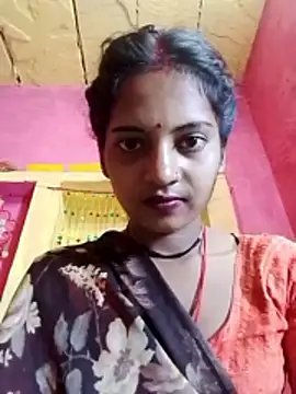 Snapshot of Hot_bbbb chatting on 18, 12, 2025 Hot bbbb online show from 18, 12, 2025