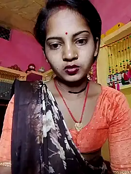 Snapshot of Hot_bbbb chatting on 20, 12, 2025 Hot bbbb online show from 20, 12, 2025