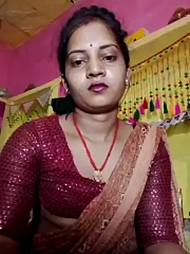 Snapshot of Hot_bbbb chatting on 9, 5, 2026 Hot bbbb online show from 9, 5, 2026