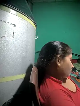 Snapshot of Hot_bbbb chatting on 6, 7, 2026 Hot bbbb online show from 6, 7, 2026