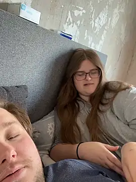 CurvyPaar2 online show from 15, 3, 2026