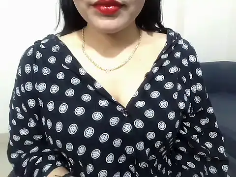 Snapshot of Hazel_Angel chatting on 8, 9, 2025 Hazel Angel online show from 8, 9, 2025