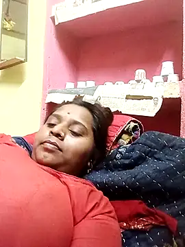 Snapshot of Hot_crety chatting on 24, 5, 2026 Hot crety online show from 24, 5, 2026