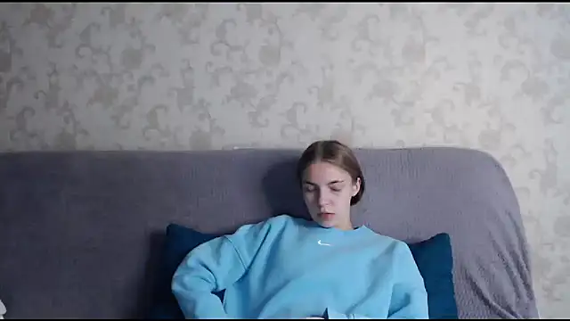 HitGyrl online show from 7, 11, 2025