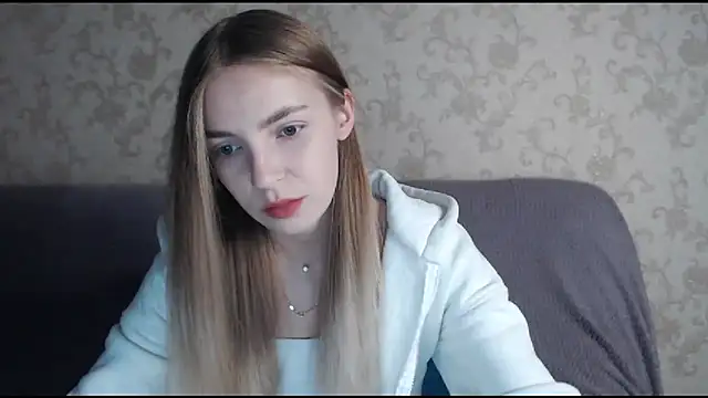 HitGyrl online show from 9, 11, 2025