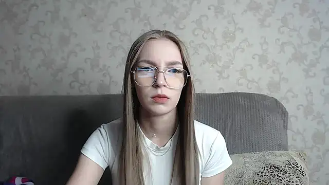 HitGyrl online show from 28, 3, 2026