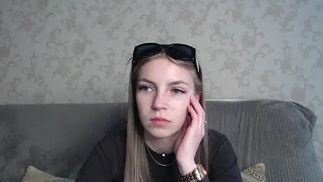 HitGyrl online show from 30, 4, 2026