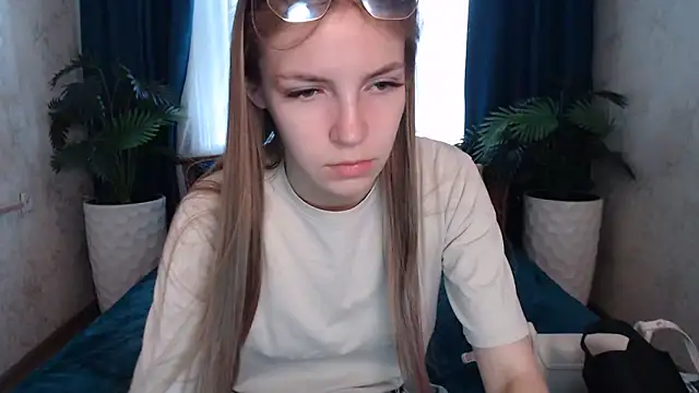 HitGyrl online show from 15, 6, 2026