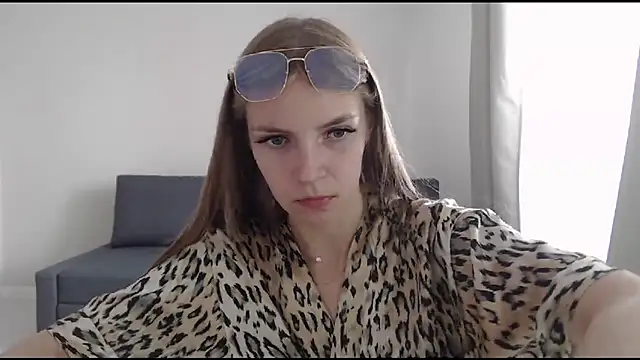 Snapshot of HitGyrl chatting on 25, 7, 2026 HitGyrl online show from 25, 7, 2026
