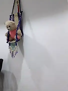 Snapshot of sneha_bebo chatting on 12, 10, 2025 sneha bebo online show from 12, 10, 2025